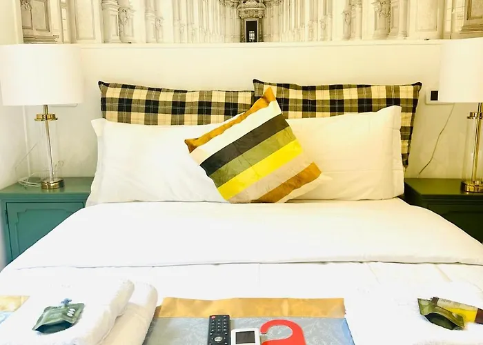 בית הארחה Fori Imperiali Colosseum *