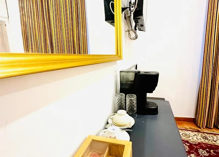 בית הארחה Fori Imperiali Colosseum