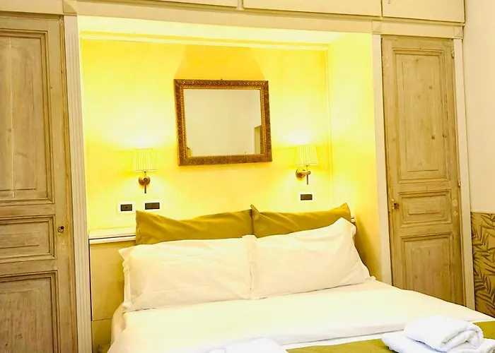 Fori Imperiali Colosseum בית הארחה *