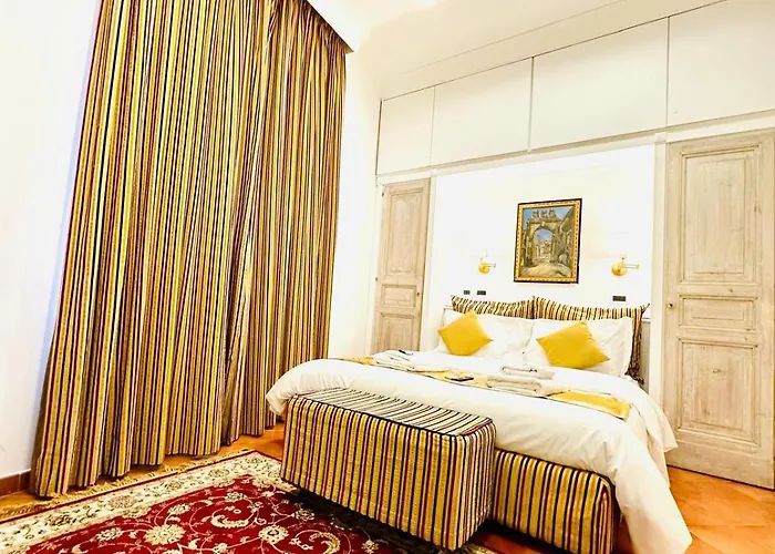 בית הארחה Fori Imperiali Colosseum *