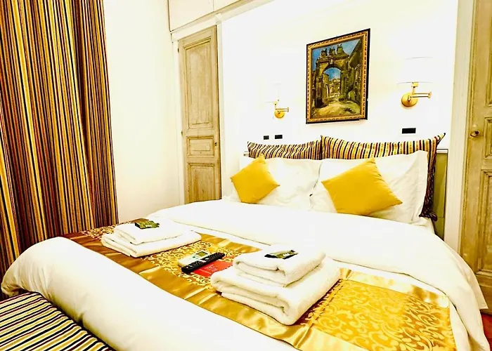 Fori Imperiali Colosseum * רומא